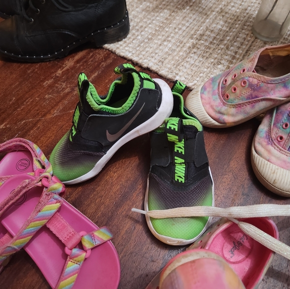 8C Girls Shoe Bundle - Picture 10 of 10